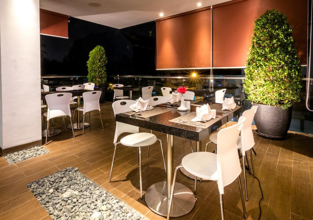 Redstar Hotel Dżakarta Zewnętrze zdjęcie