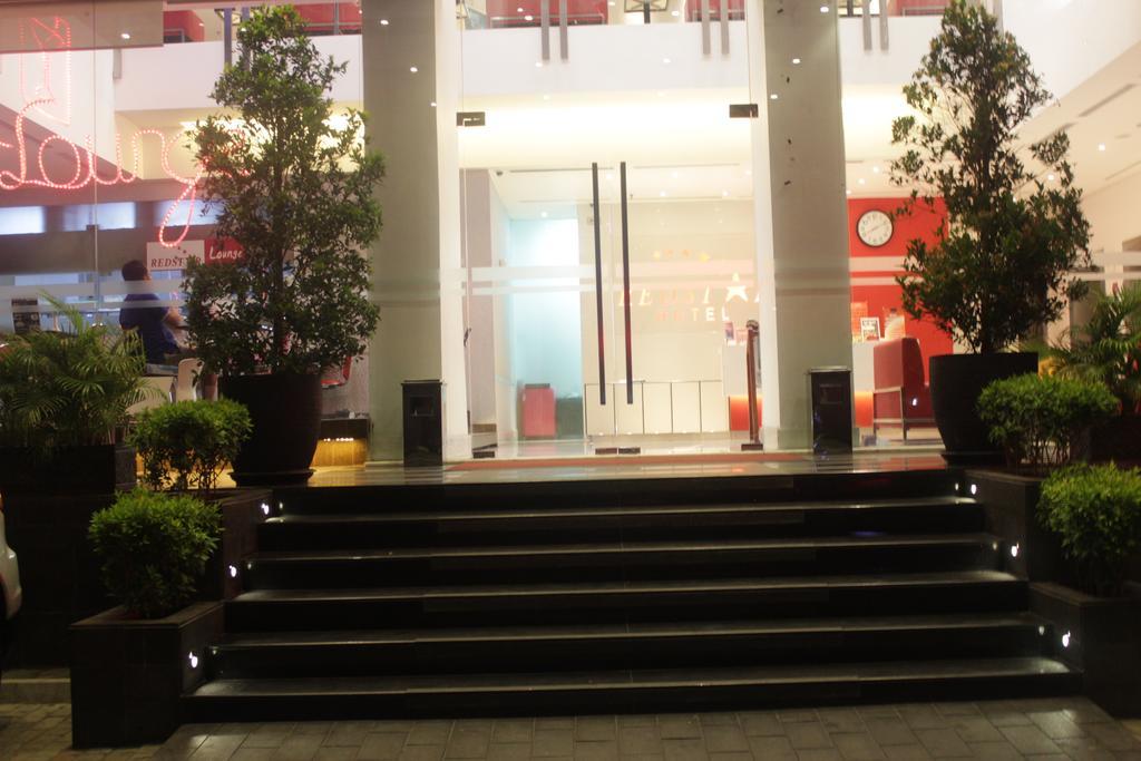 Redstar Hotel Dżakarta Zewnętrze zdjęcie