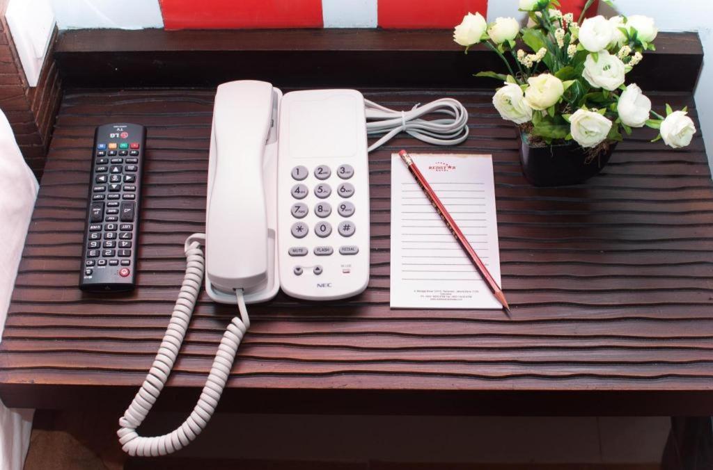 Redstar Hotel Dżakarta Zewnętrze zdjęcie