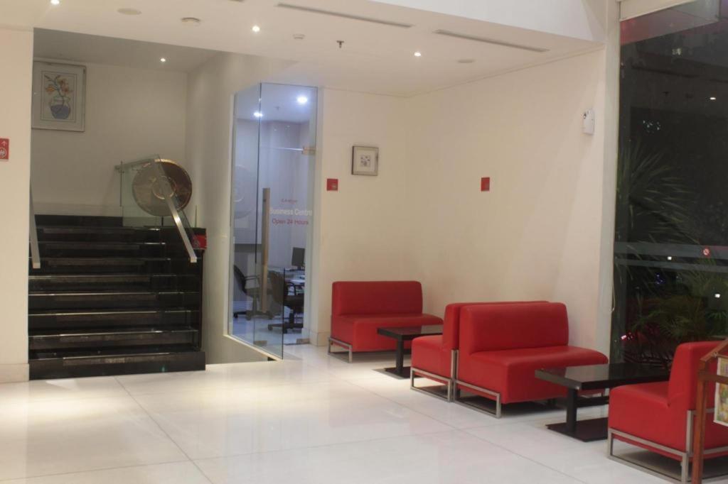 Redstar Hotel Dżakarta Zewnętrze zdjęcie