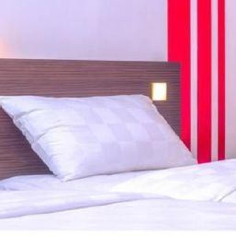 Redstar Hotel Dżakarta Zewnętrze zdjęcie