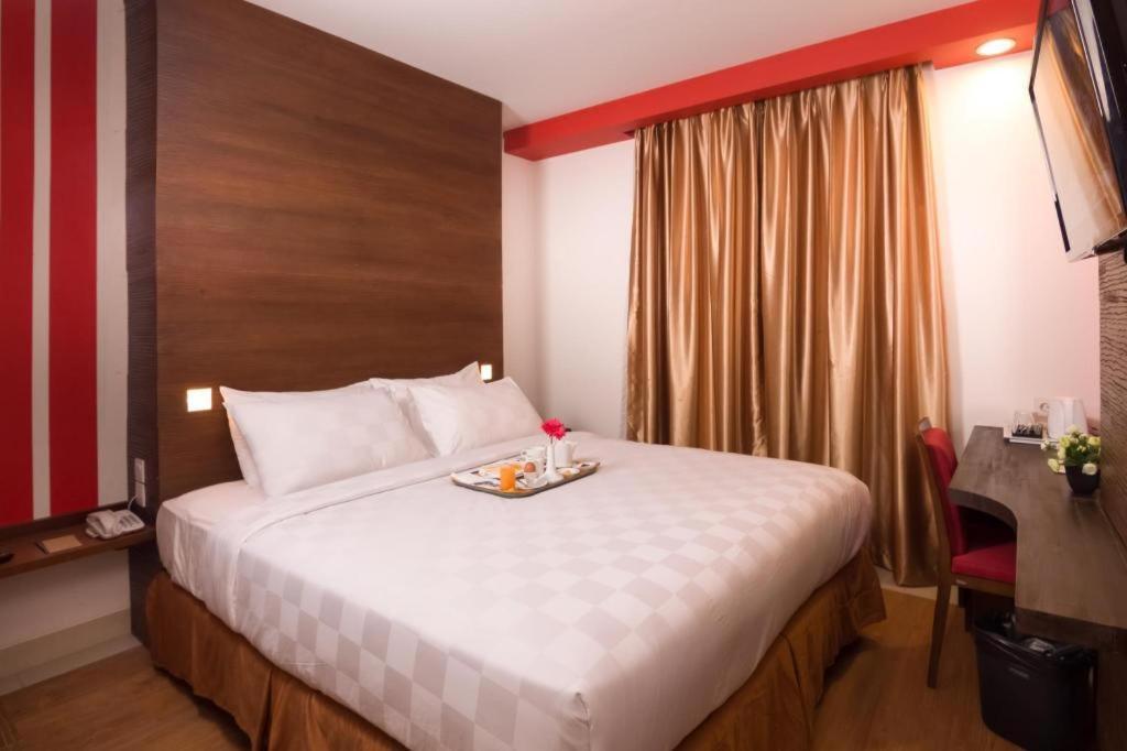 Redstar Hotel Dżakarta Zewnętrze zdjęcie
