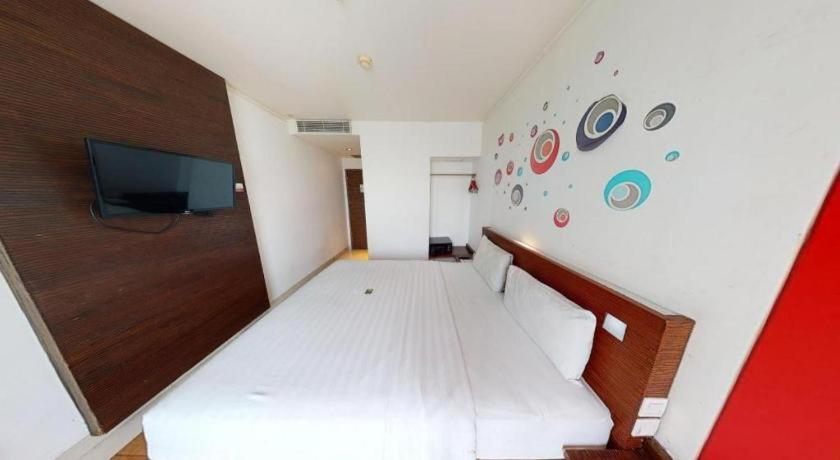 Redstar Hotel Dżakarta Zewnętrze zdjęcie