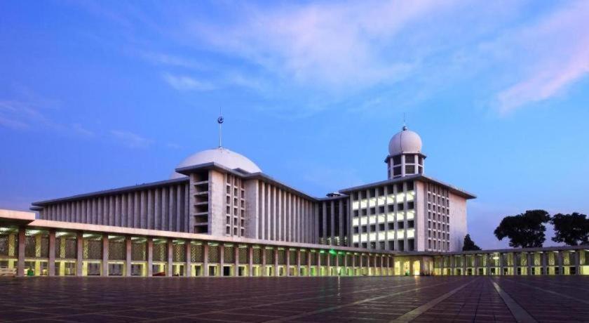 Redstar Hotel Dżakarta Zewnętrze zdjęcie