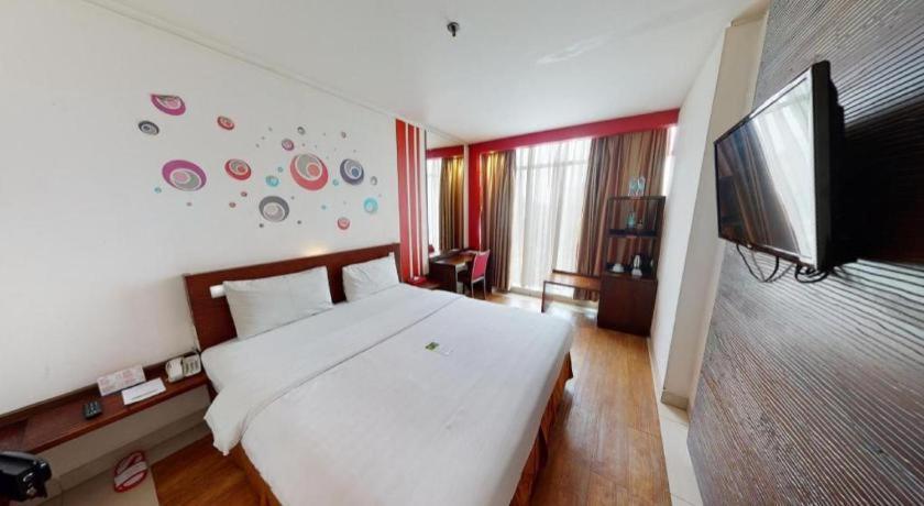 Redstar Hotel Dżakarta Zewnętrze zdjęcie